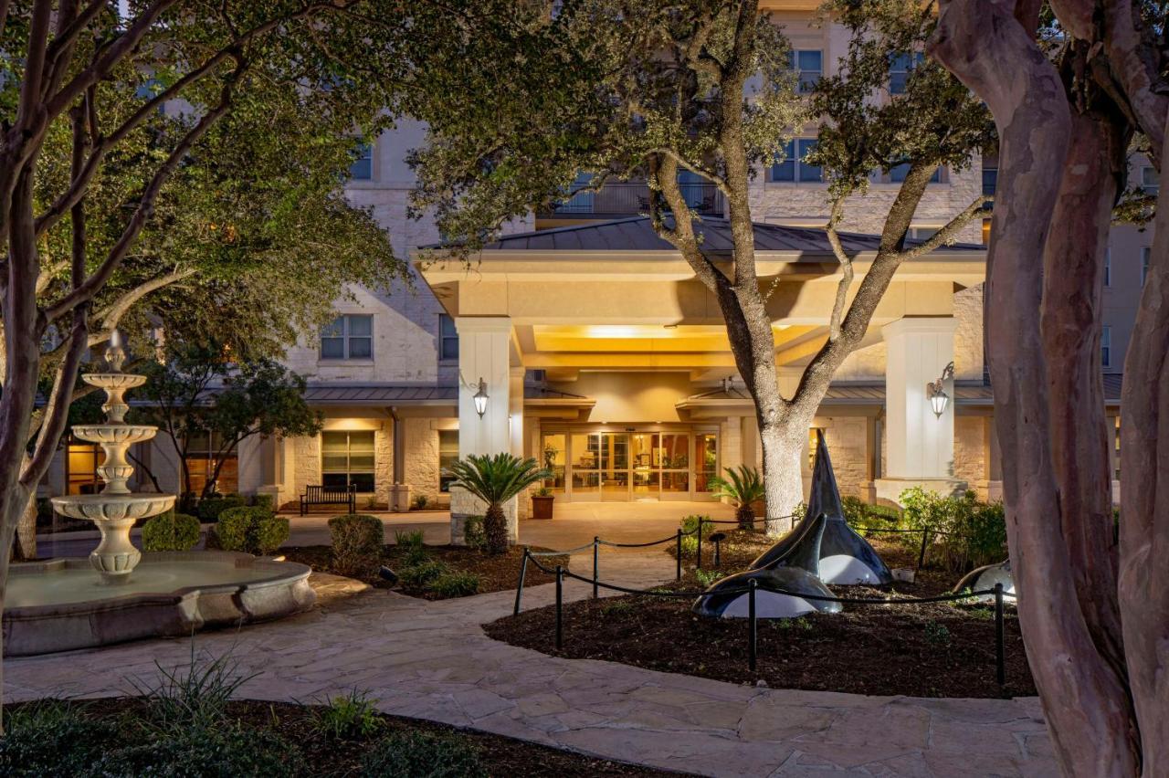 Hotel Hilton San Antonio Hill Country Exterior foto