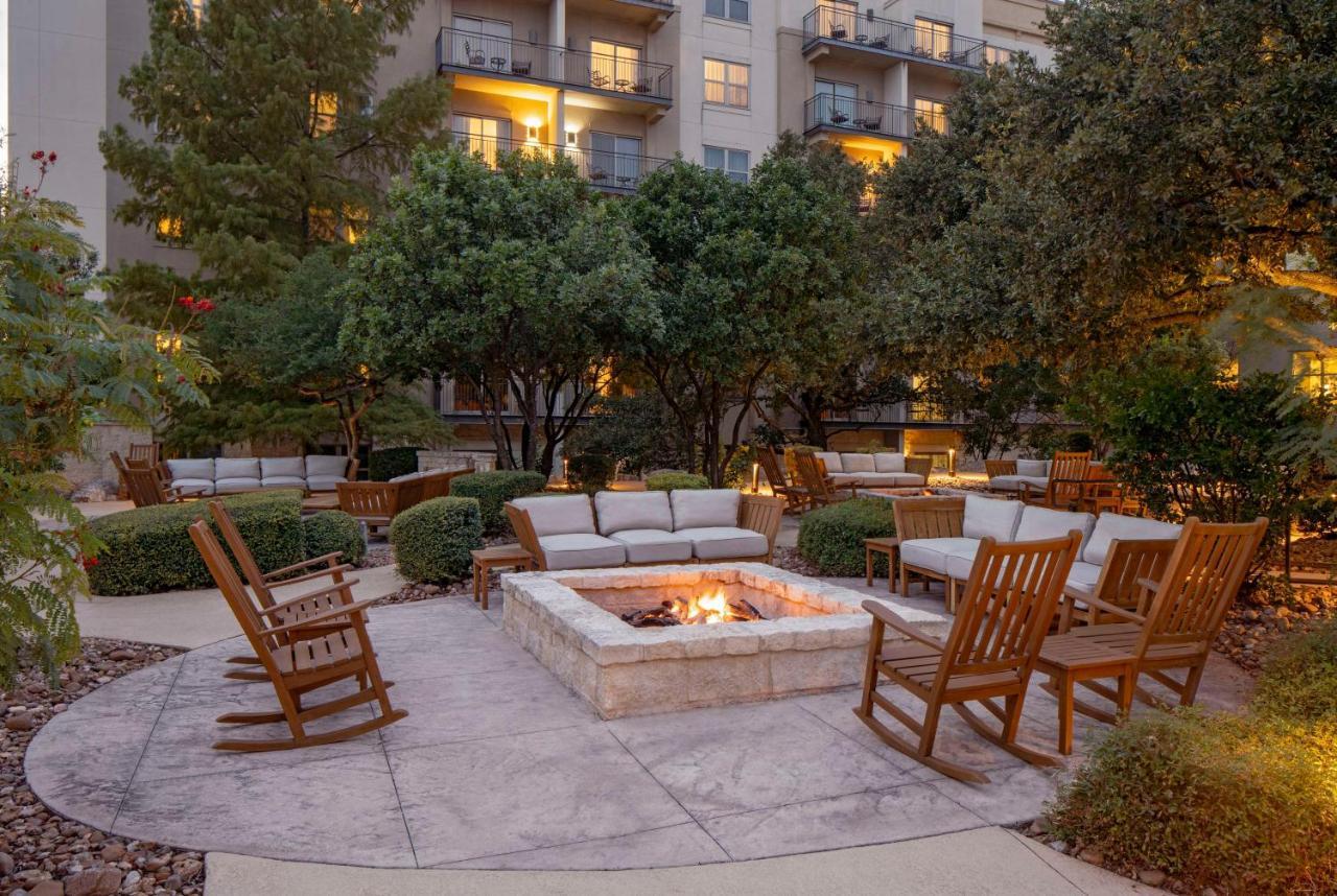 Hotel Hilton San Antonio Hill Country Exterior foto