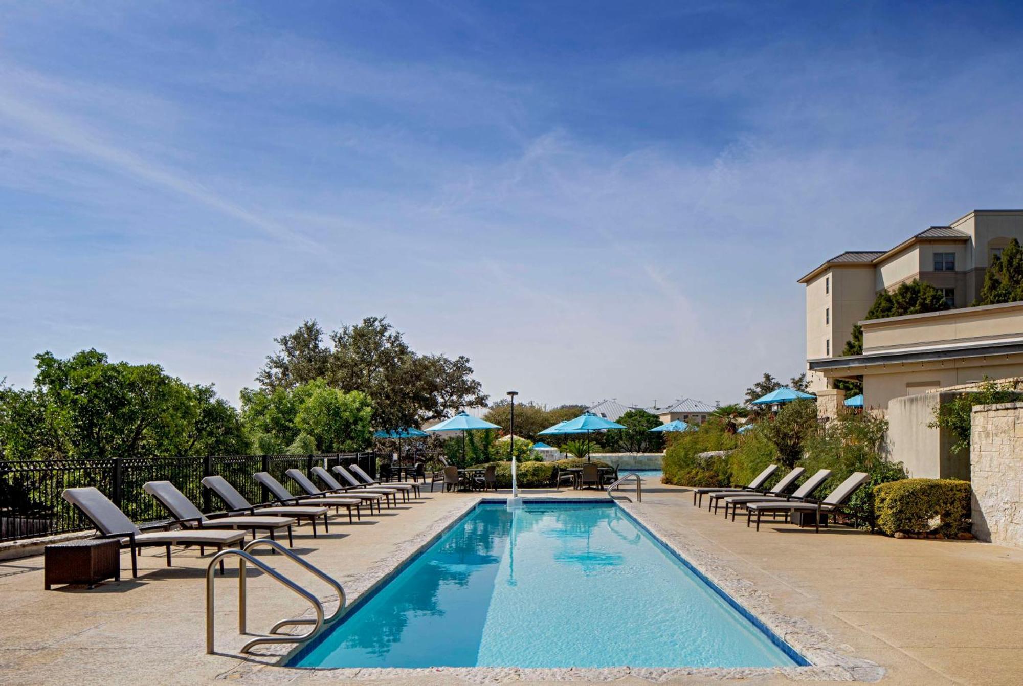 Hotel Hilton San Antonio Hill Country Exterior foto