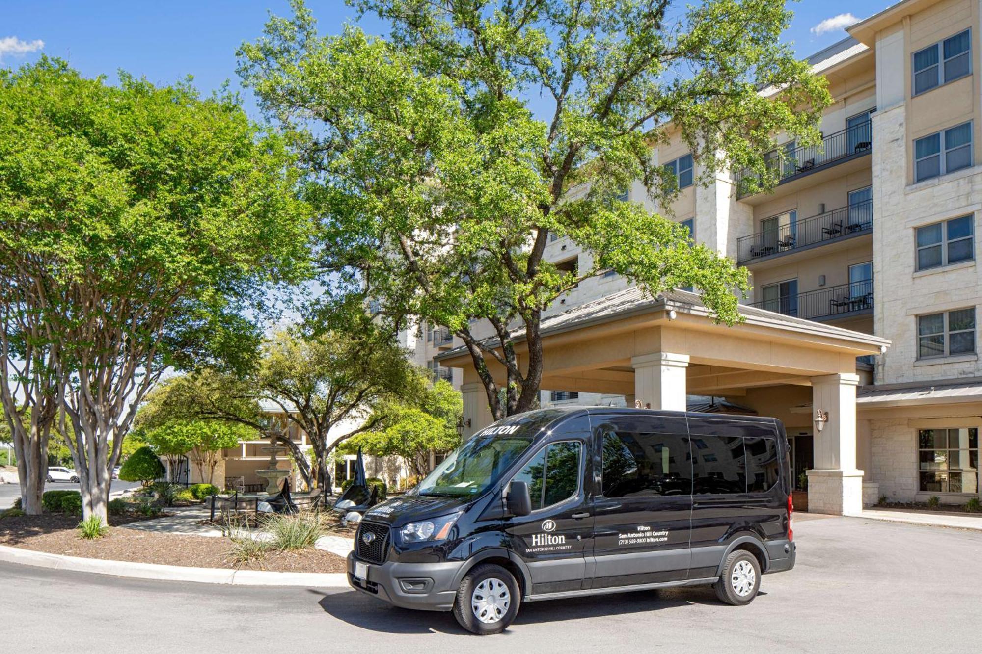 Hotel Hilton San Antonio Hill Country Exterior foto